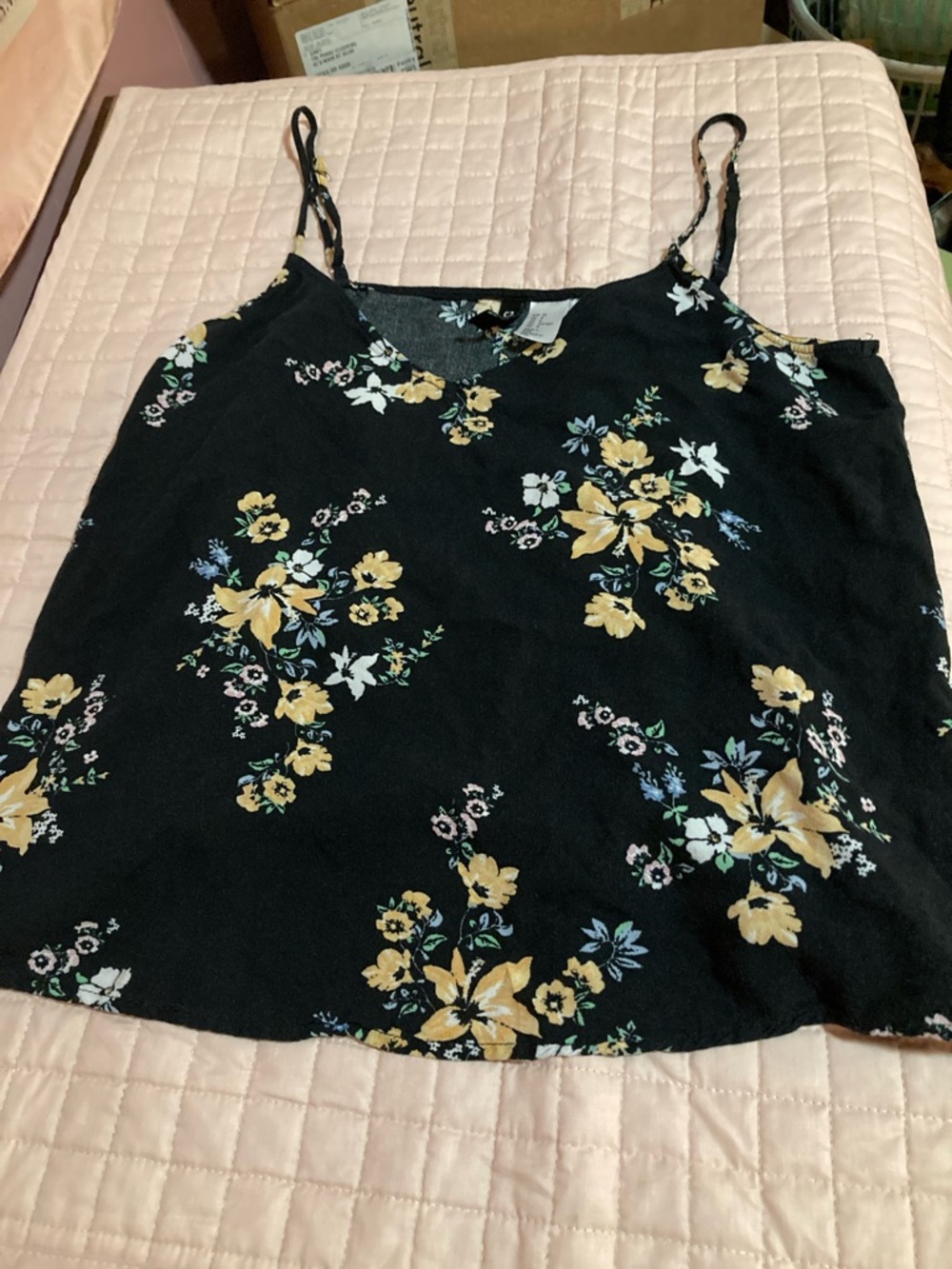 H&M Bundle-Pair of Excellent Condition Printed Sleeveless Tops! Size Medium - Picture 5 of 6